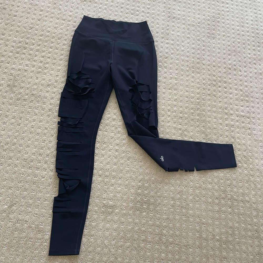 Alo Ripped Warrior Leggings